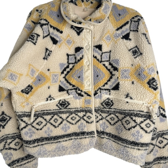 Free People Movement Small Hit the Slopes Tribal Print Fleece Teddy Jacket - Picture 7 of 15